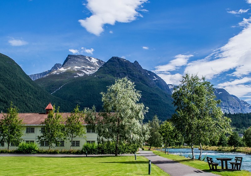 Hotel Loenfjord